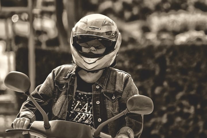 Best Motorcycle Helmets for Glasses Wearers in 2023: Tested Reviews!